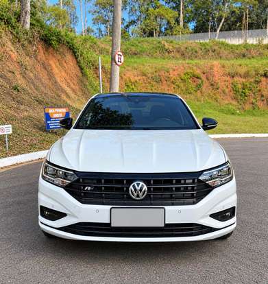 VOLKSWAGEN-JETTA-2018