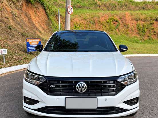 VOLKSWAGEN-JETTA-1.4 250 TSI TOTAL FLEX R-LINE TIPTRONIC VOLKSWAGEN-JETTA-2018