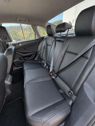 VOLKSWAGEN-JETTA-1.4 250 TSI TOTAL FLEX R-LINE TIPTRONIC VOLKSWAGEN-JETTA-2018