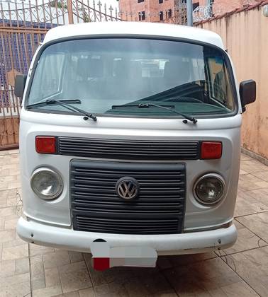 VOLKSWAGEN KOMBI 1.4 MI STD 8V FLEX 4P MANUAL