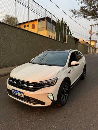 VOLKSWAGEN NIVUS 1.0 200 TSI TOTAL FLEX HIGHLINE AUTOMÁTICO
