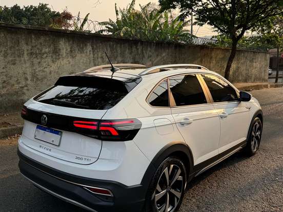 VOLKSWAGEN-NIVUS-1.0 200 TSI TOTAL FLEX HIGHLINE AUTOMÁTICO VOLKSWAGEN-NIVUS-2022