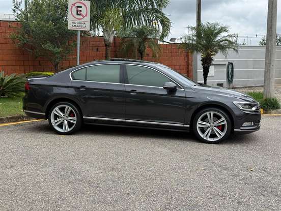 VOLKSWAGEN-PASSAT-2.0 16V TSI BLUEMOTION GASOLINA HIGHLINE 4P DSG VOLKSWAGEN-PASSAT-2018
