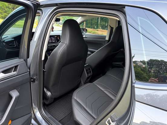 VOLKSWAGEN-POLO-1.0 170 TSI HIGHLINE AUTOMÁTICO VOLKSWAGEN-POLO-2024