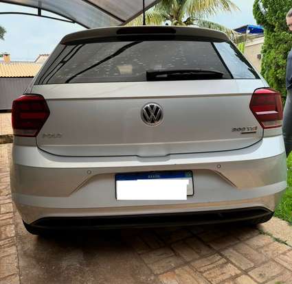 VOLKSWAGEN-POLO-2019
