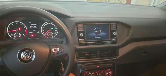VOLKSWAGEN-T-CROSS-2020