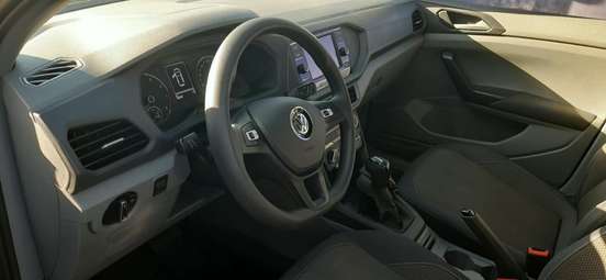 VOLKSWAGEN-T-CROSS-2020