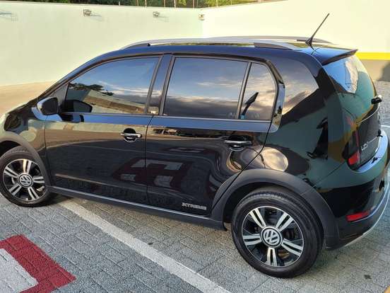 VOLKSWAGEN-UP-1.0 170 TSI TOTAL FLEX XTREME 4P MANUAL VOLKSWAGEN-UP-2019