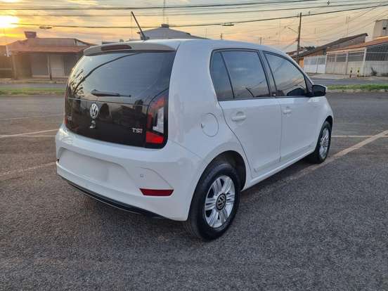 VOLKSWAGEN-UP-1.0 TSI MOVE UP 12V FLEX 4P MANUAL VOLKSWAGEN-UP-2017