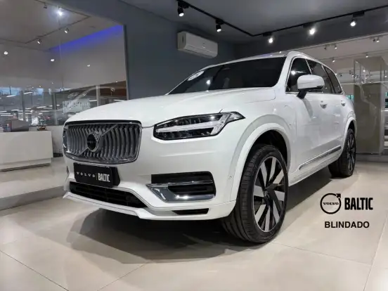 VOLVO-XC90-2024