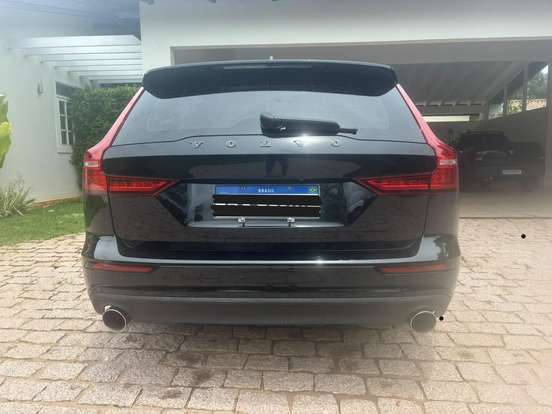 VOLVO-V60-2019
