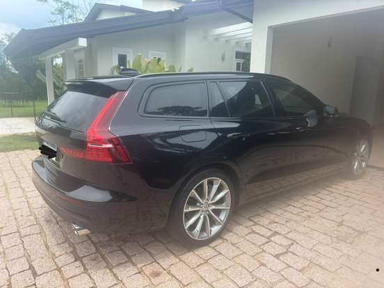 VOLVO-V60-2.0 T5 GASOLINA MOMENTUM GEARTRONIC VOLVO-V60-2019