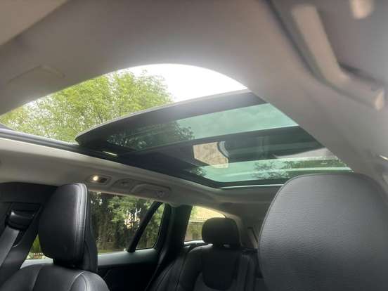 VOLVO-V60-2019