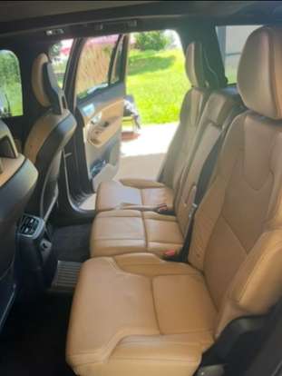 VOLVO-XC90-2018