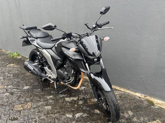 YAMAHA FZ25 FAZER ABS 