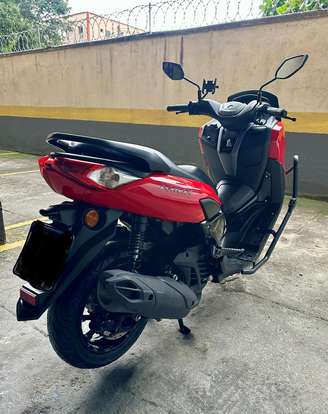 YAMAHA-NMAX CONNECTED 160 ABS-2023