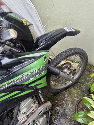 YAMAHA-XTZ 250 LANDER-2011