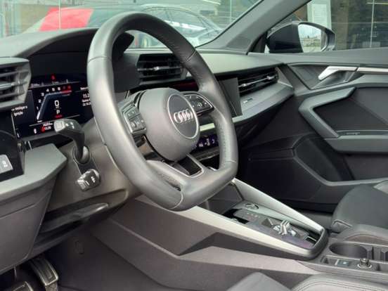 AUDI-A3-2021