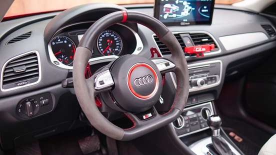AUDI-Q3-2015