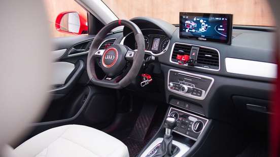 AUDI-Q3-2015