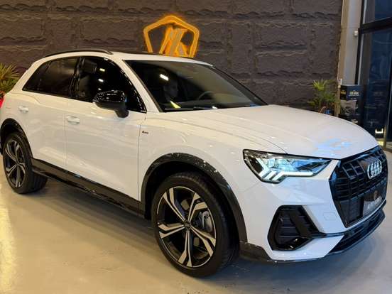 AUDI-Q3-2024