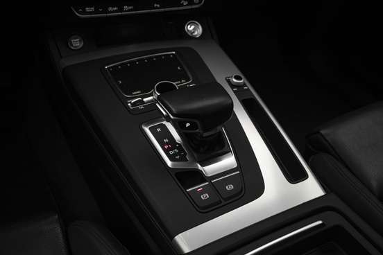 AUDI-Q5-2018