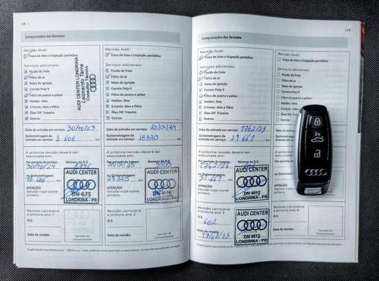 AUDI-Q8-2023
