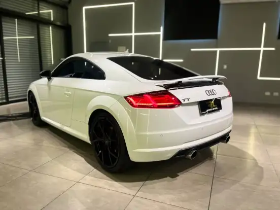 AUDI-TT-2015