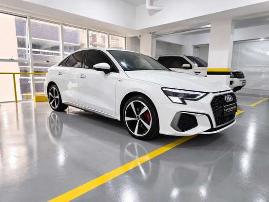 AUDI-A3-2021