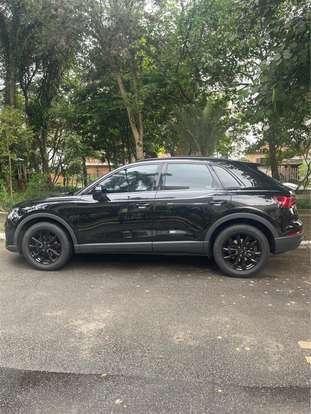 AUDI-Q3-2020