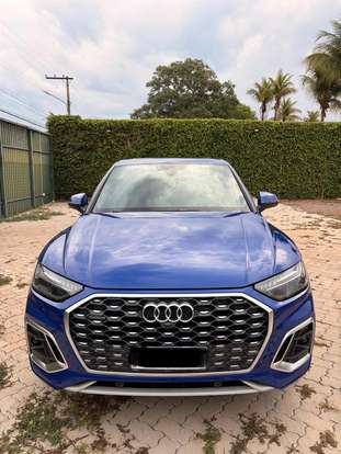 AUDI-Q5-2021