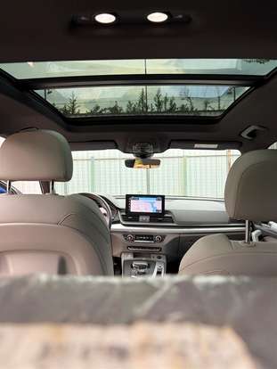 AUDI-Q5-2021