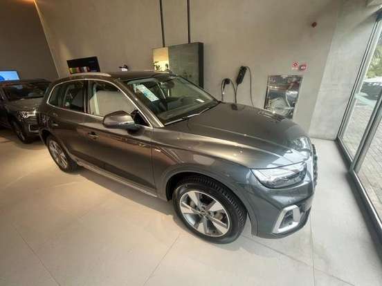 AUDI-Q5-2024