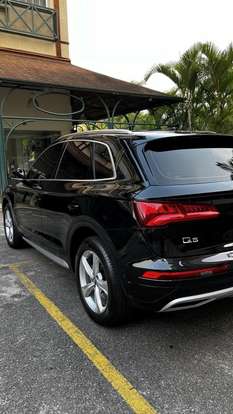 AUDI-Q5-2019