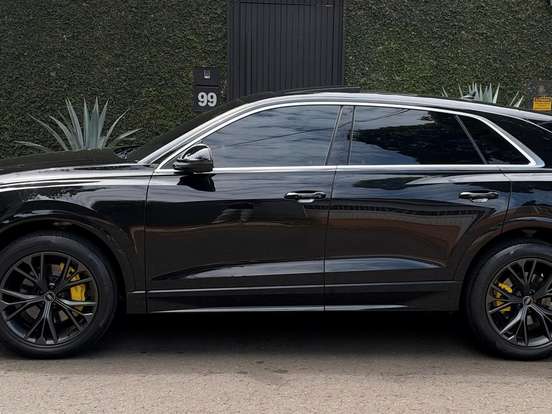 AUDI-Q8-3.0 TFSI GASOLINA PERFORMANCE QUATTRO TIPTRONIC AUDI-Q8-2021