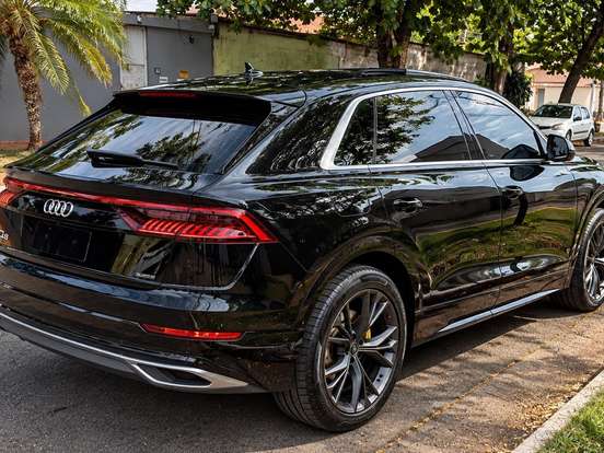 AUDI-Q8-3.0 TFSI GASOLINA PERFORMANCE QUATTRO TIPTRONIC AUDI-Q8-2021
