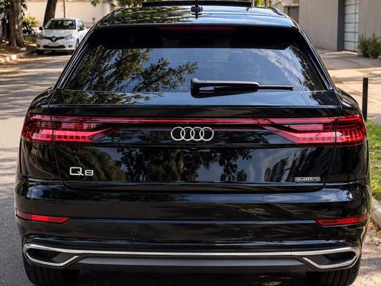 AUDI-Q8-3.0 TFSI GASOLINA PERFORMANCE QUATTRO TIPTRONIC AUDI-Q8-2021
