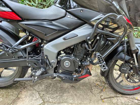 BAJAJ-DOMINAR 200 BAJAJ-DOMINAR 200-2024
