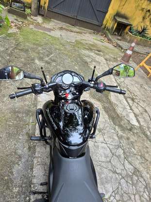 BAJAJ-DOMINAR 200-2024