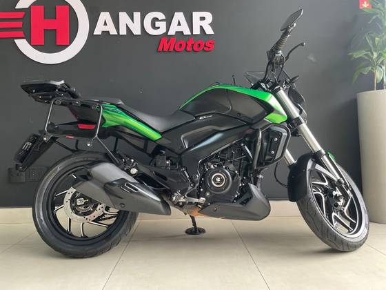 BAJAJ DOMINAR 400 