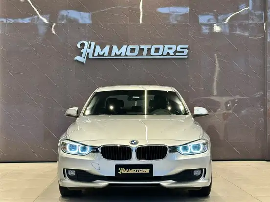 BMW-316i-1.6 SEDAN 16V TURBO GASOLINA 4P AUTOMATICO BMW-316i-2014