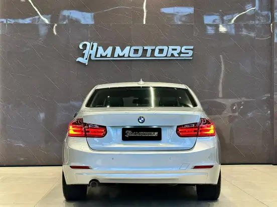 BMW-316i-2014