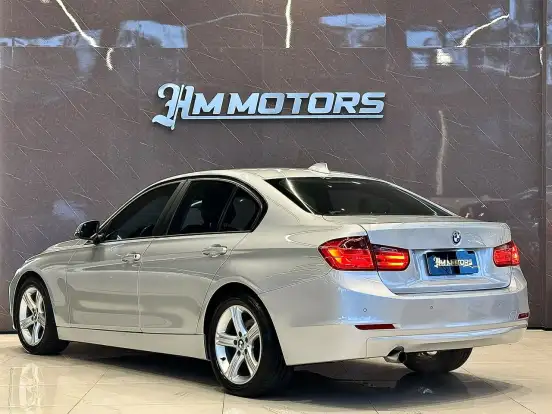 BMW-316i-1.6 SEDAN 16V TURBO GASOLINA 4P AUTOMATICO BMW-316i-2014