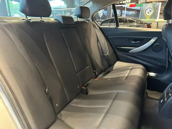 BMW-316i-2014