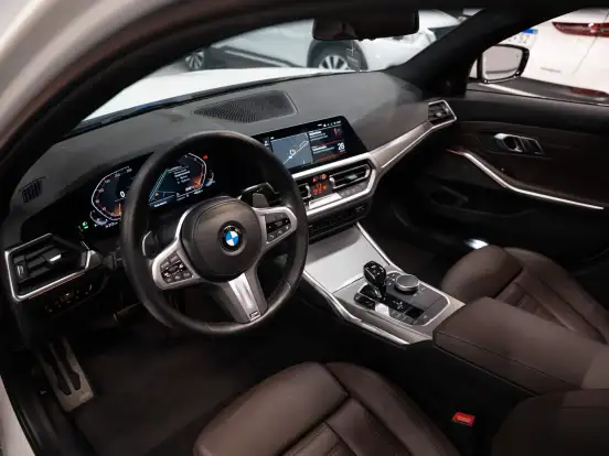 BMW-320i-2.0 16V TURBO FLEX M SPORT AUTOMÁTICO BMW-320i-2021