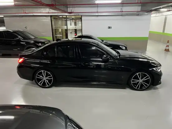 BMW-320i-2.0 16V TURBO FLEX M SPORT AUTOMÁTICO BMW-320i-2022