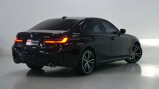 BMW-320i-2024