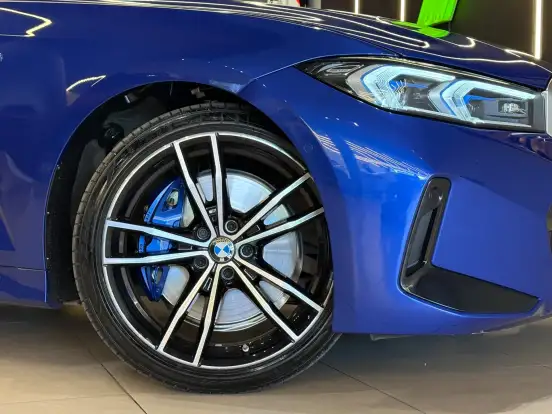 BMW-320i-2.0 16V TURBO FLEX M SPORT AUTOMÁTICO BMW-320i-2023