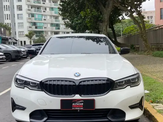 BMW-320i-2.0 16V TURBO GASOLINA SPORT AUTOMÁTICO BMW-320i-2020