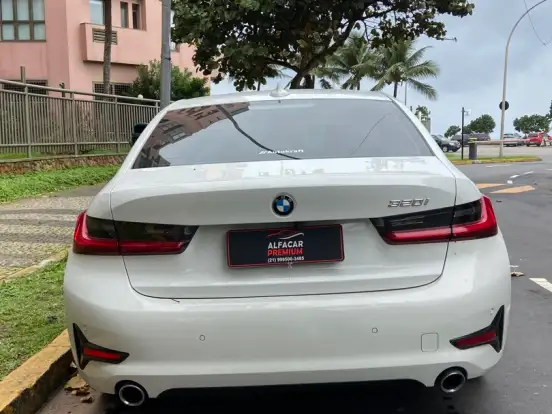 BMW-320i-2.0 16V TURBO GASOLINA SPORT AUTOMÁTICO BMW-320i-2020